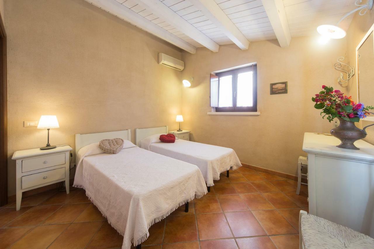Maison d'hôtes Casale Del Coccio à Scicli Extérieur photo